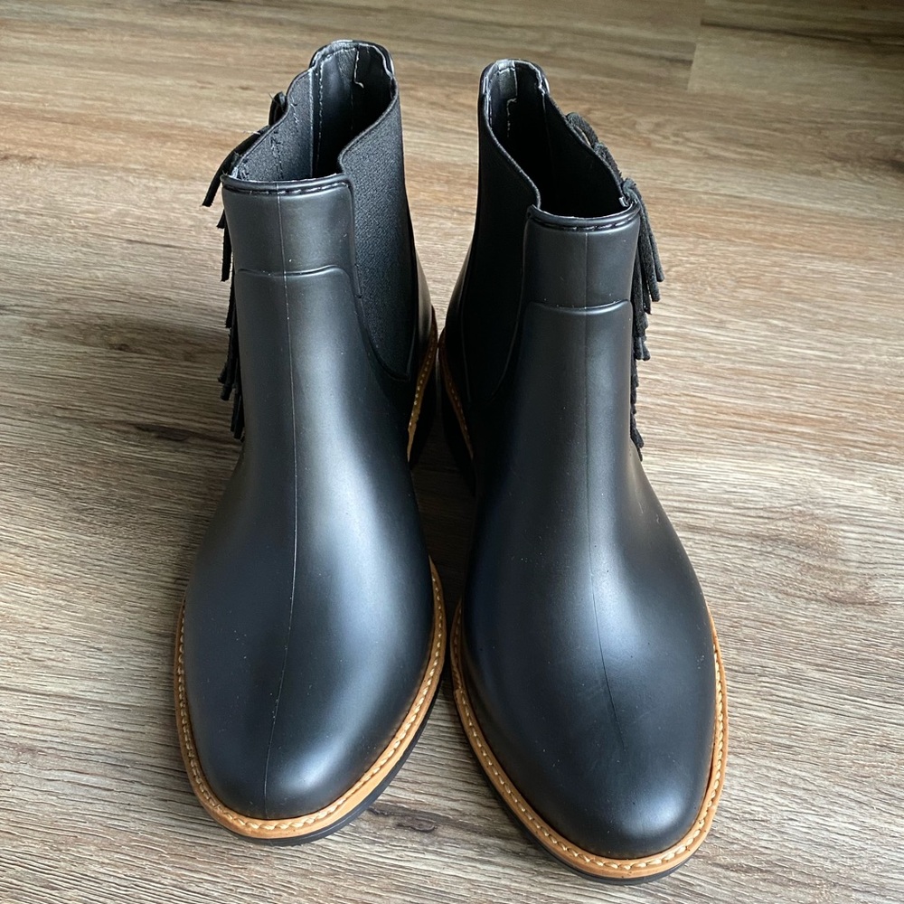 Bernardo Penney Rain Boot With Fringe In Black Size 6 - Picture 5 of 14